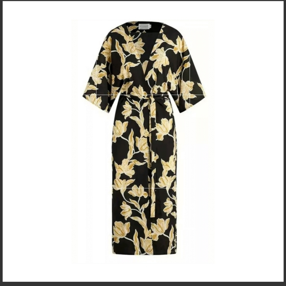 Maison du Soir Kimono Robe, Size L/XL